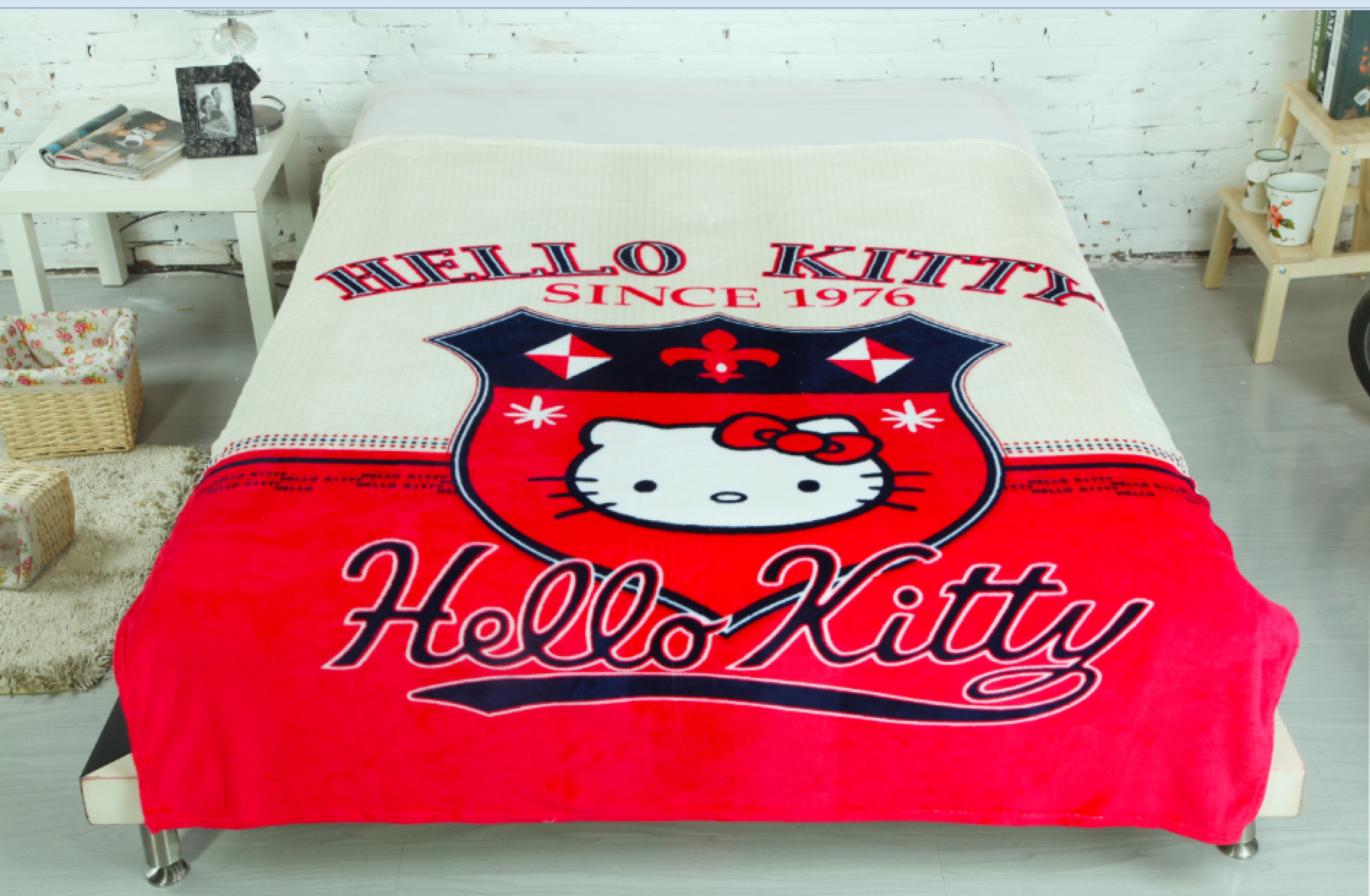 Плед Hello Kitty. Китти 1976 арт.2019